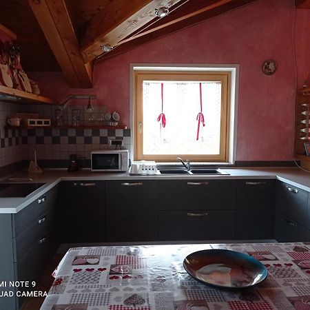 Torrent Du Chateau Casa Vacanze Aosta Zewnętrze zdjęcie
